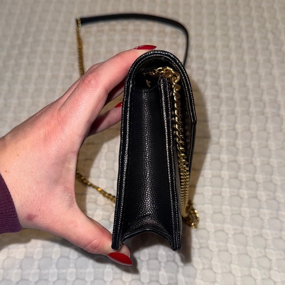 SAINT LAURENT CASSANDRE ENVELOPE CHAIN WALLET IN GRAIN DE POUDRE LEATHER - Picture 7 of 12